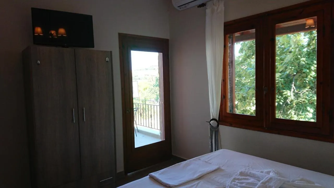 Stone House With Seaview Apartment Nea Poteidaia Greece